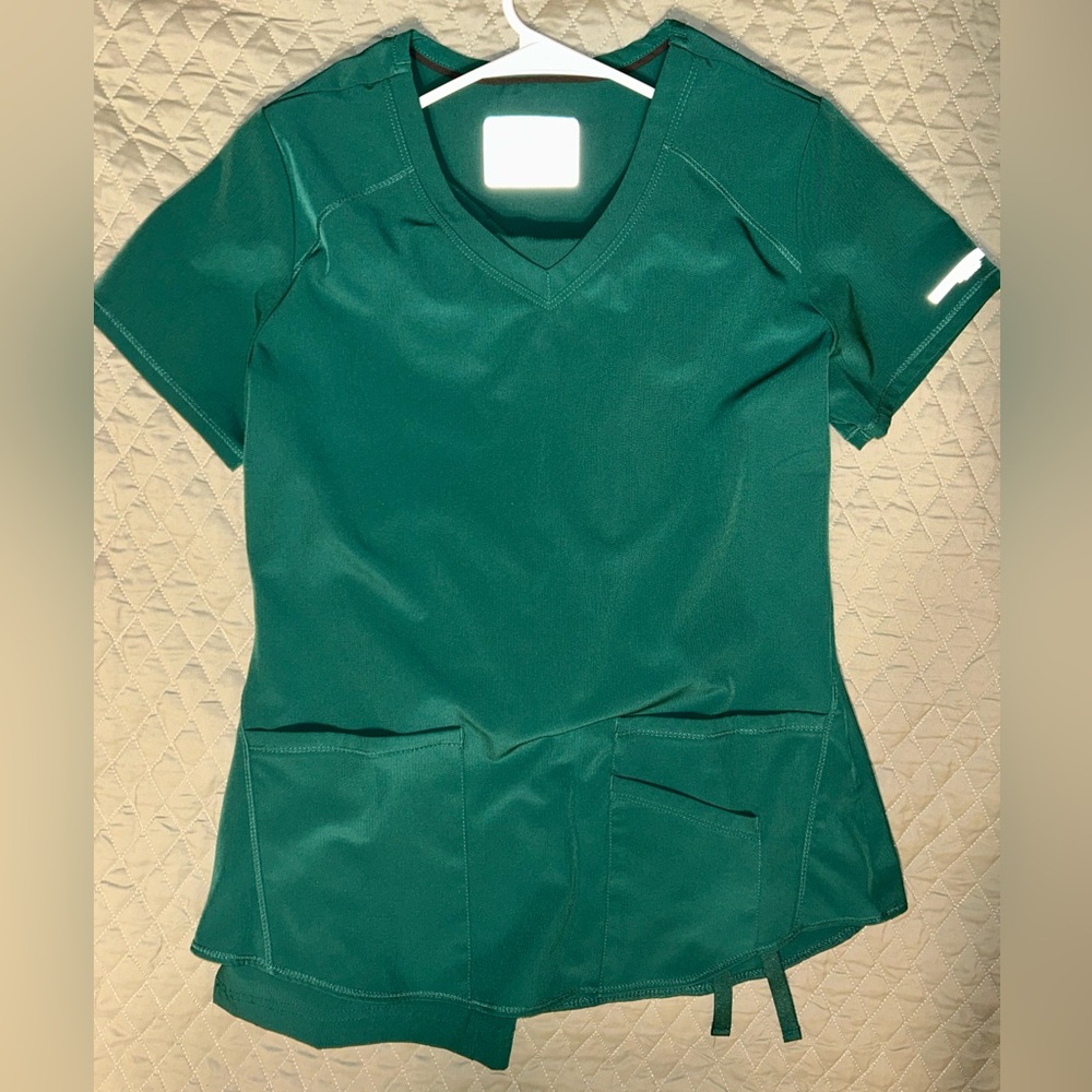 Green V-Neck Women's Top with Pant